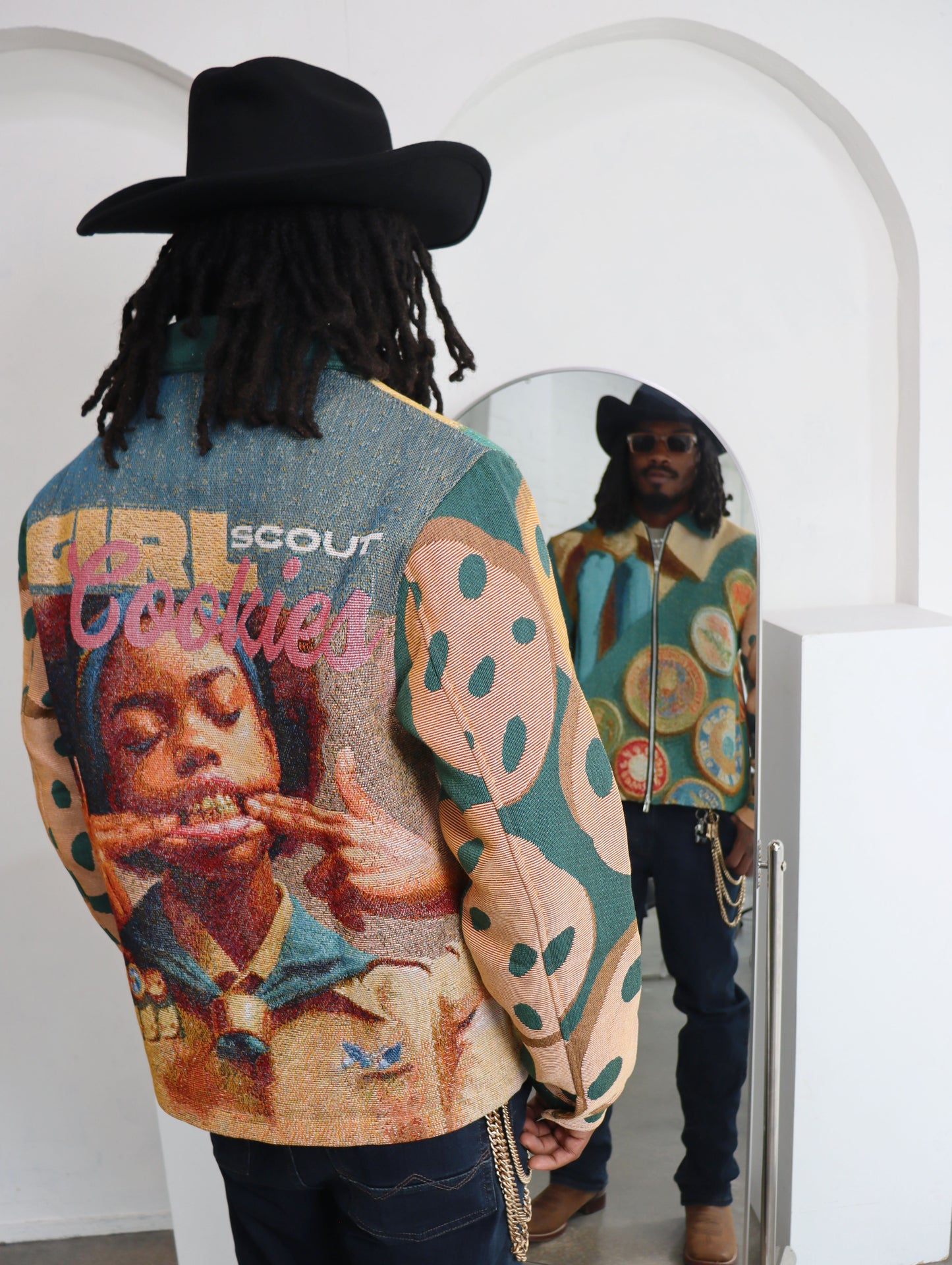 (MENS) GIRL SCOUT COOKIES HANDMADE TAPESTRY JACQUARD ZIPPERED JACKET